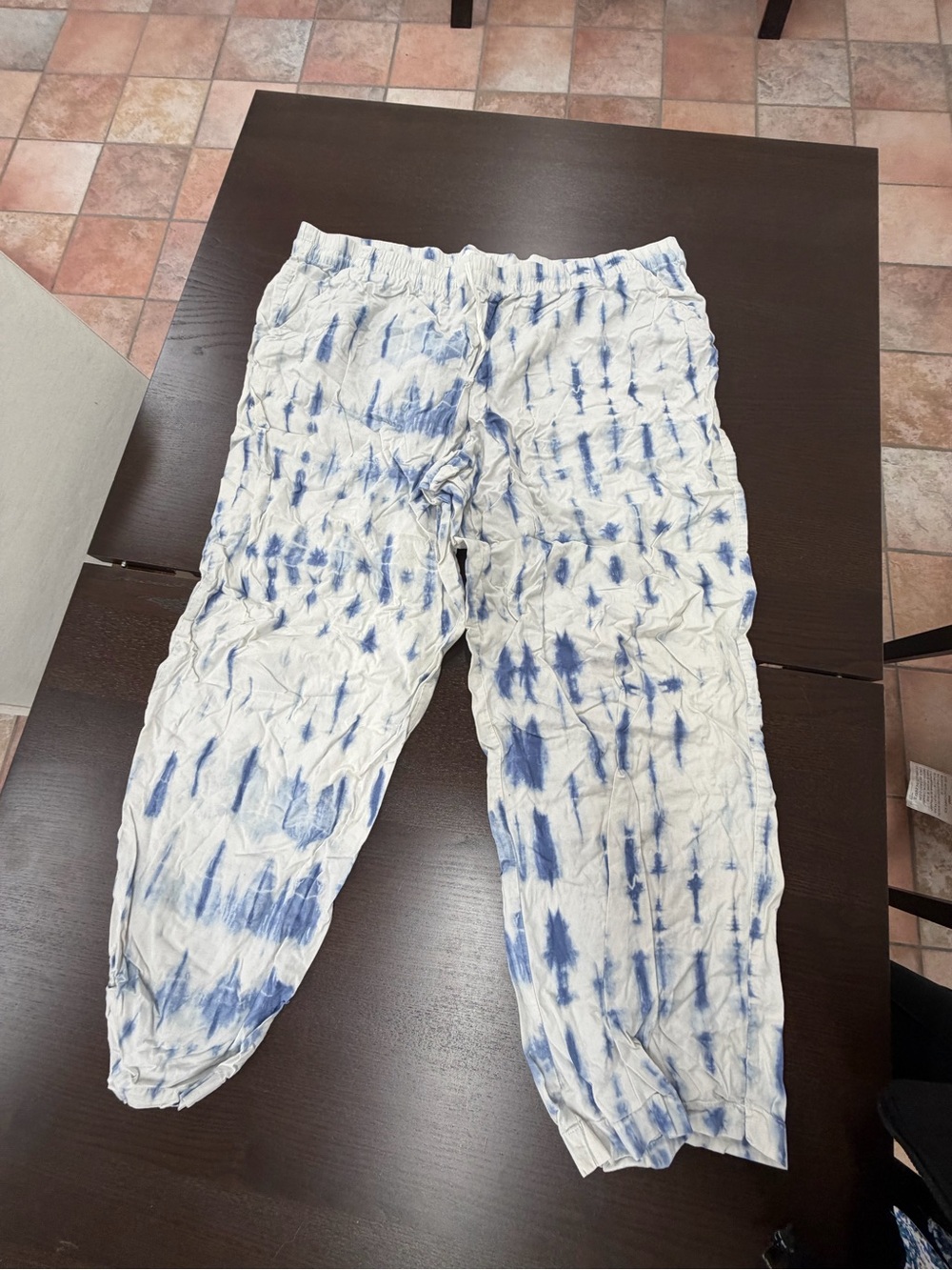 One pair of extra large pajama pants
